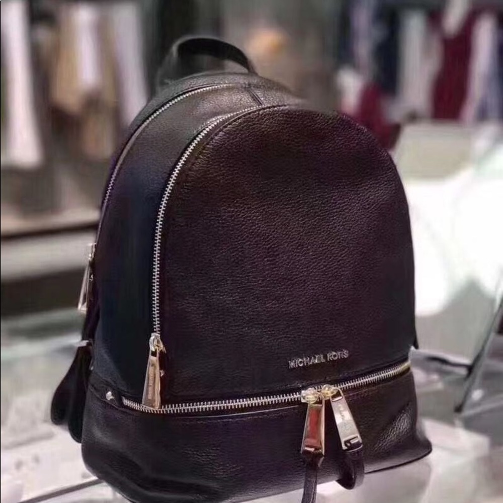 NWT Micheal Kors Large Rhea Backpack  With Gold